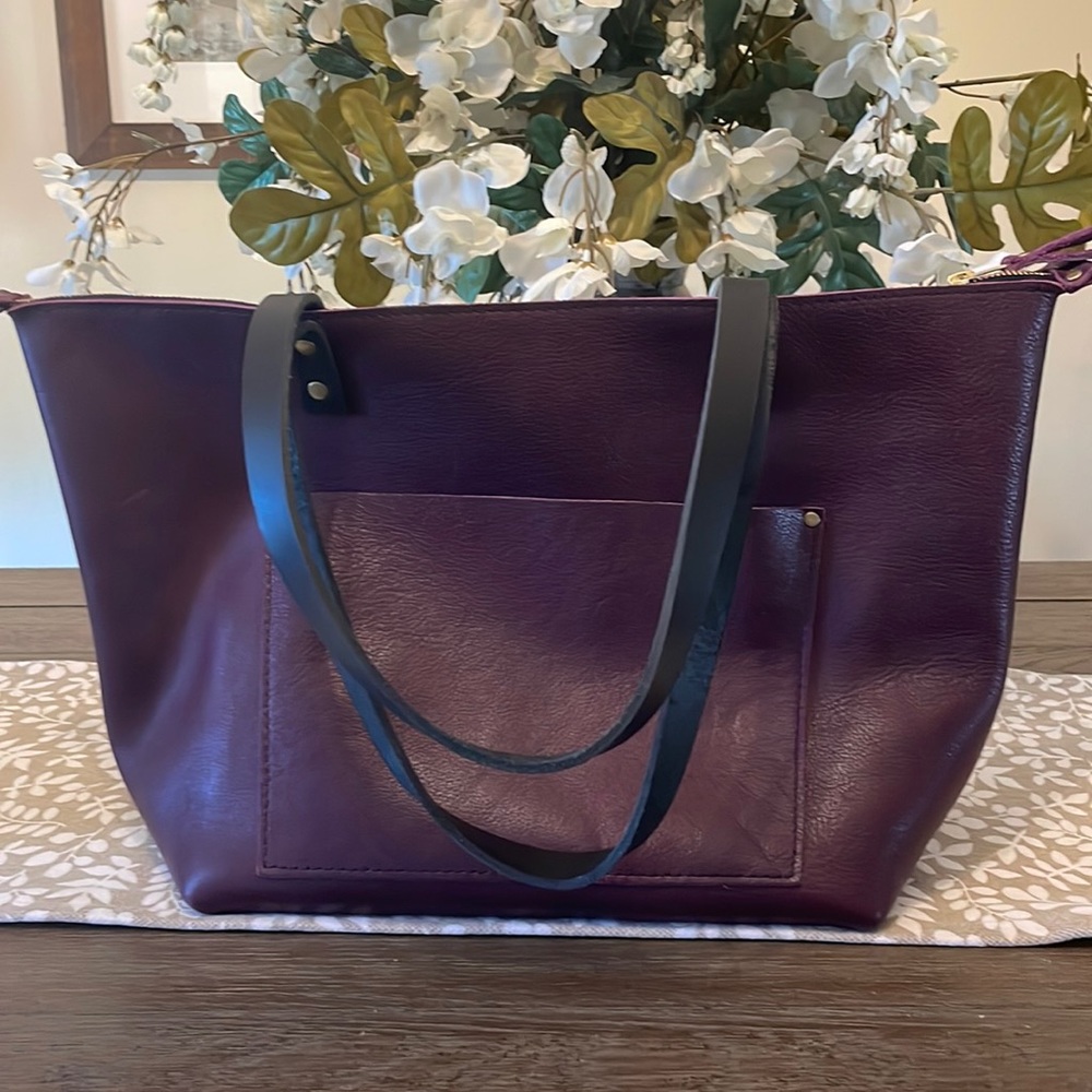 Portland Leather Goods LG Tote in Plumb